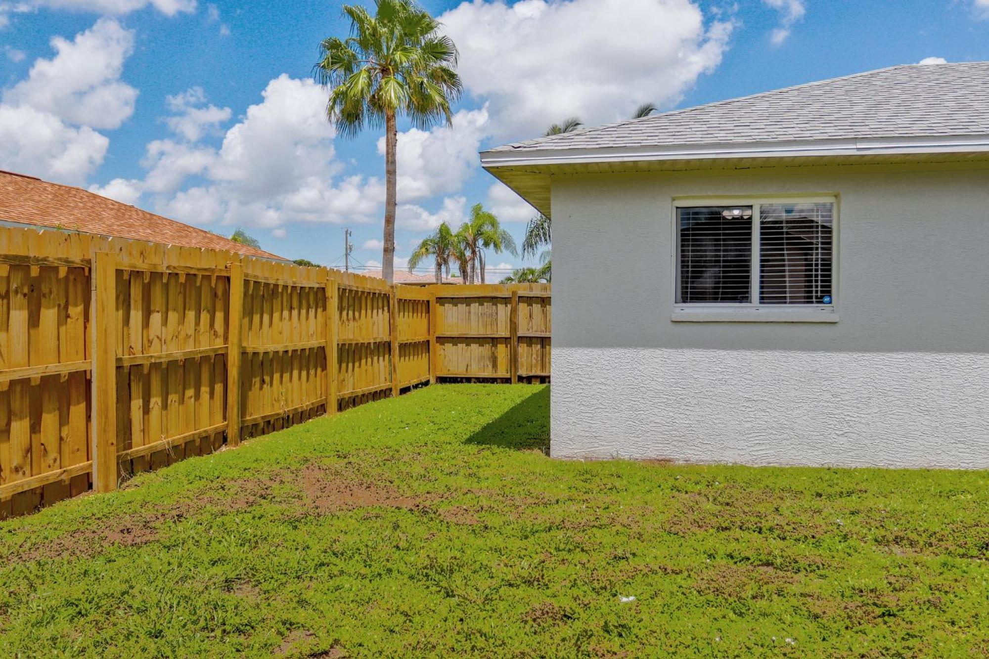 Beautiful Pool Home With Sleeping For 8 For Lovelypeople Cape Coral Esterno foto